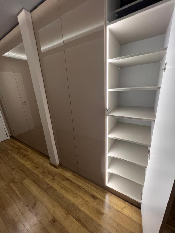 לובץ' Apartament Varosha Luxury מראה חיצוני תמונה